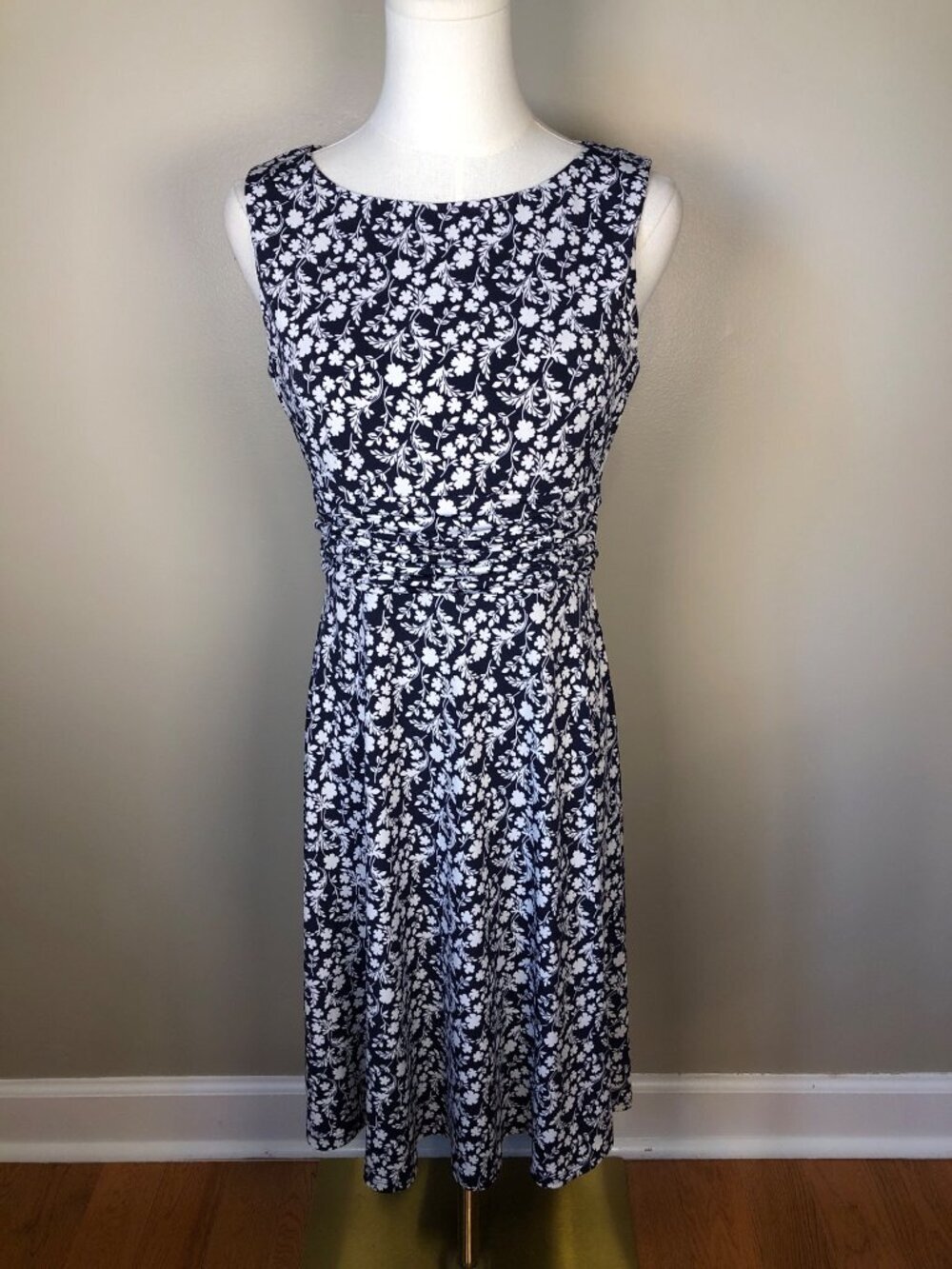 Jessica H Blue & White Floral Fit & Flare Dress Classic Feminine Cottagecore 6P